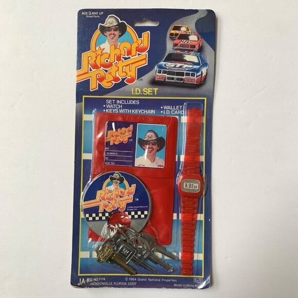 1984 Richard Petty I.D. Set Toy Vintage New in Package - Picture 1 of 5